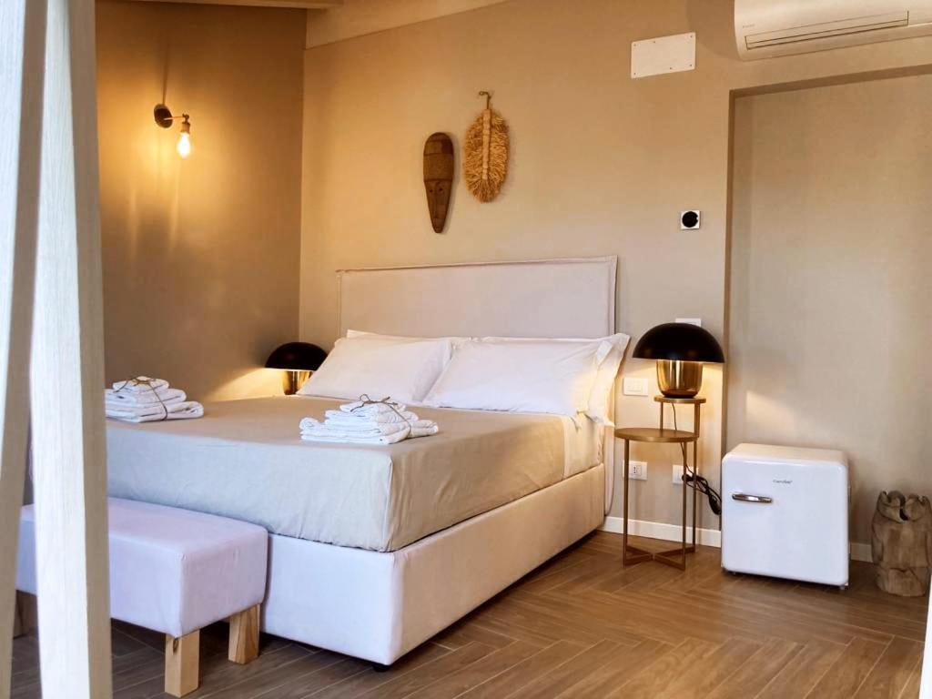 Gatto Bianco Rooms 42 Bergamo Exterior foto